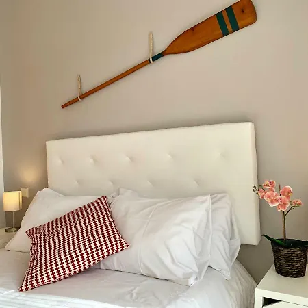 Apartment Sunny 2br Style New Golden Mile Free Parking Wifi & Aircon